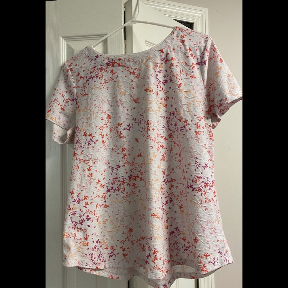 💰Croft&Barrow t shirt size Large.